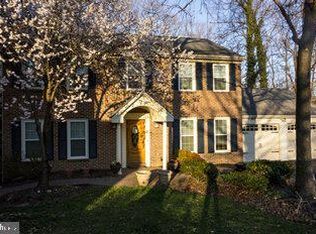 7574 Woodstown Dr, Springfield, VA 22153