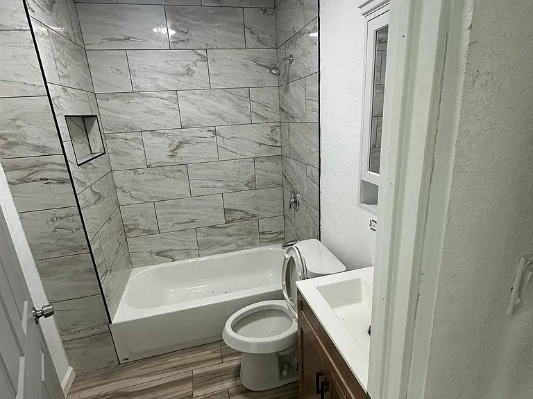 1804 Fillmore St — Photo 5