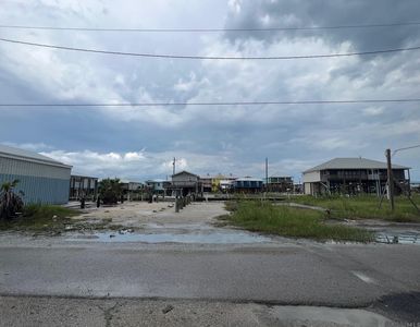 126 Verley Ln, Grand Isle, LA, 70358