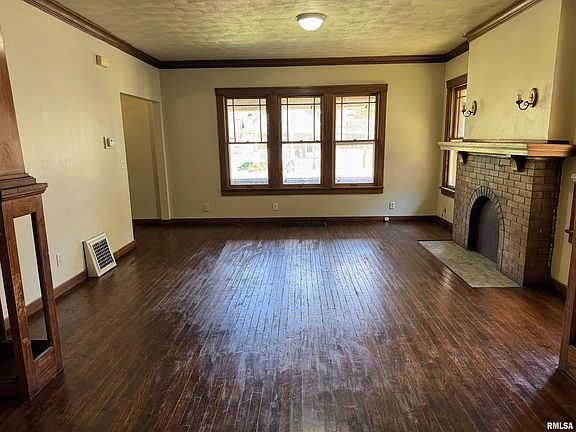 5th image of 1700 W Smith St