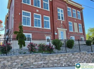 216 Penn St #10, Bath, PA 18014