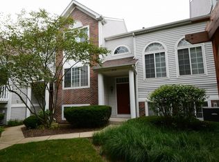 2420 Dawson Ln, Algonquin, IL