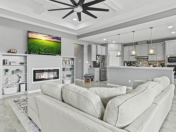 2nd image of 7958 Snake River Dr