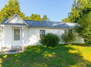2581 Zacata Rd, Montross, VA 22520