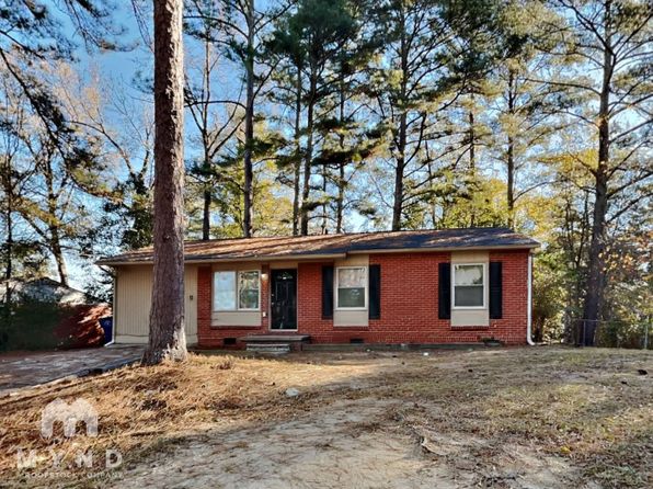 829 Bonneville Ter NW