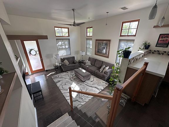 4th image of 337 B St