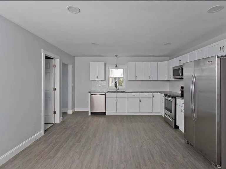 1012 Pine St — Photo 9