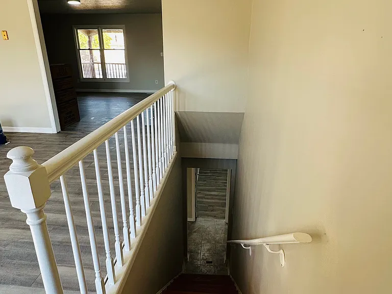 14 Robyn Dr — Photo 7