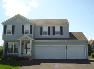 1363 Burke Ln, South Elgin, IL 60177