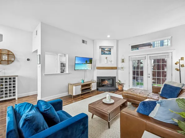 4006 Holland Ave APT A, Dallas, TX 75219