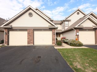 1840 Grove Ave, Schaumburg, IL 60193