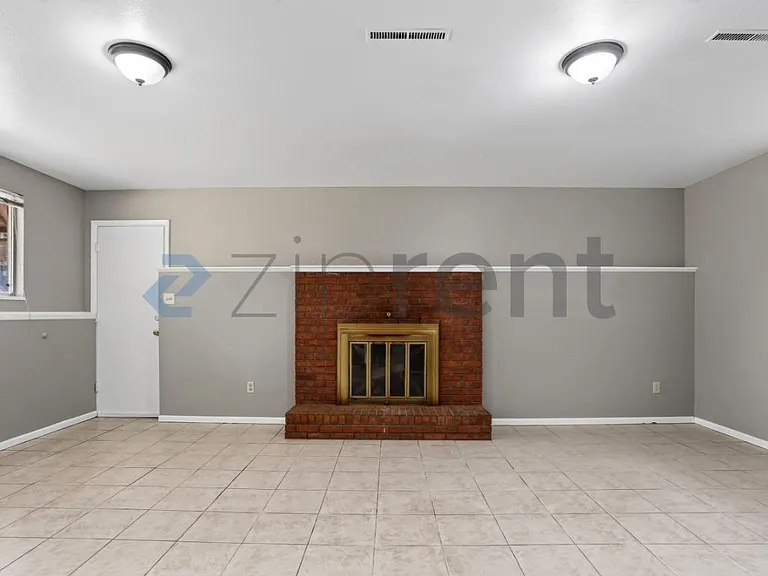 1804 S Whitcomb St — Photo 24