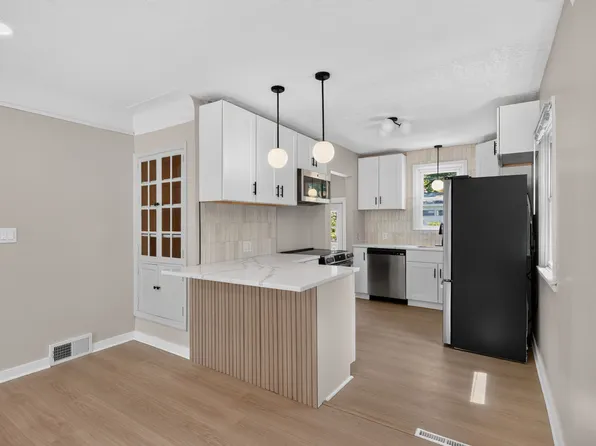 7011 Penn Ave S, Richfield, MN 55423