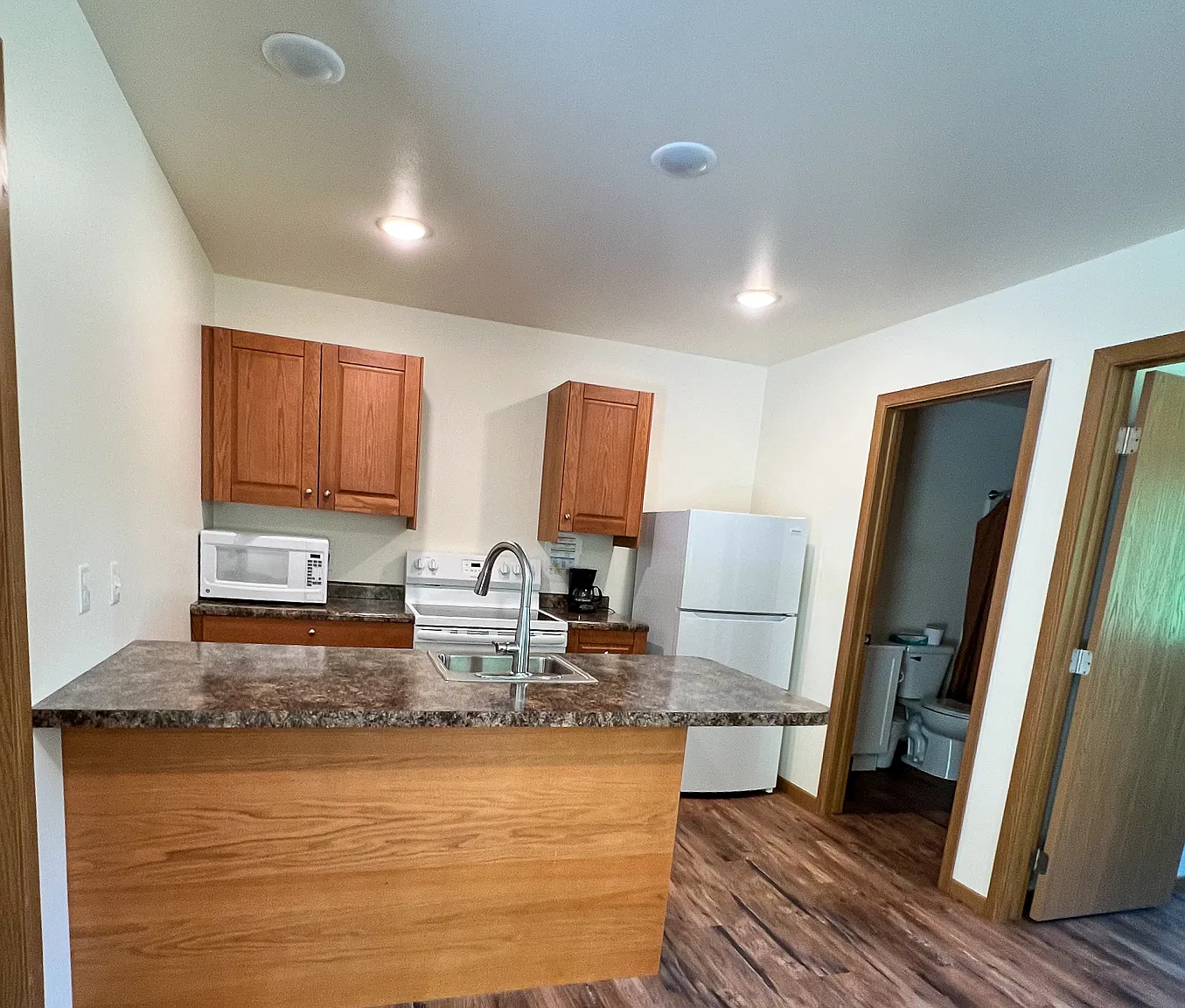 2 bed, 600 sqft, $1,200 — Photo 1
