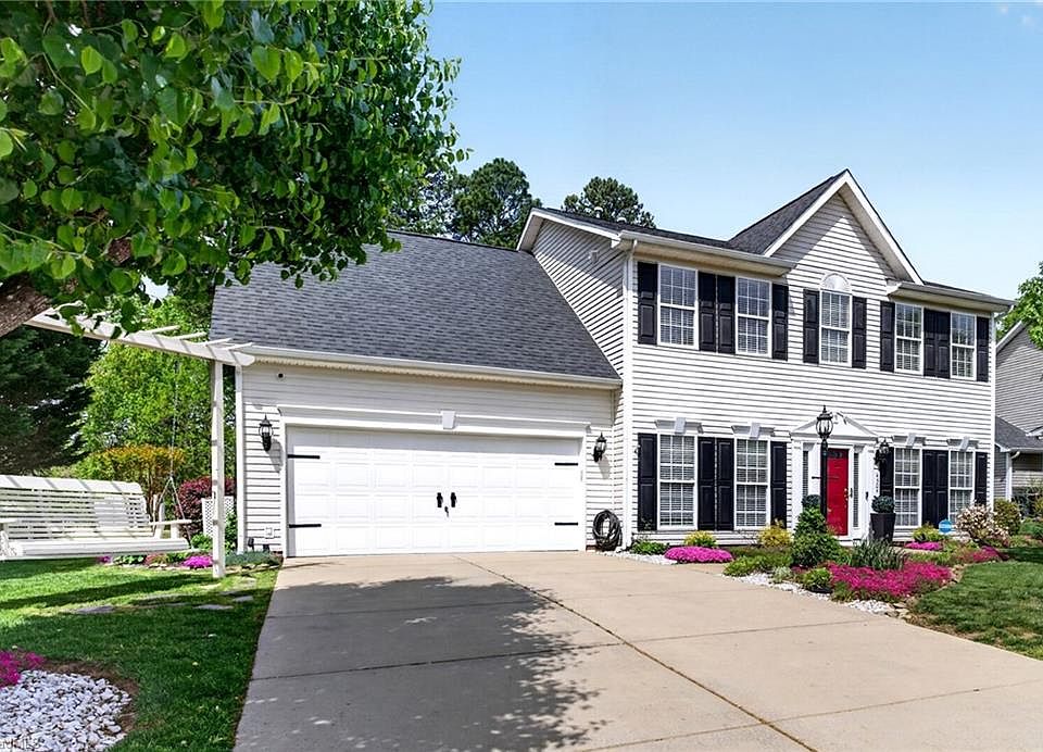 1st image of 4504 Chimney Springs Dr