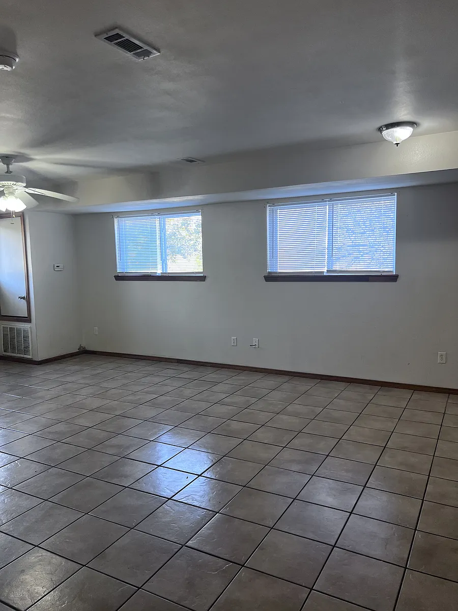 Photo 2 of 15 - 2401 W Main St #1B - Clarksville, AR Building Photo - 2401 W Main St #1B