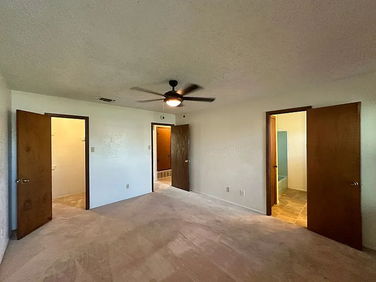 1602 Becker Dr — Photo 23