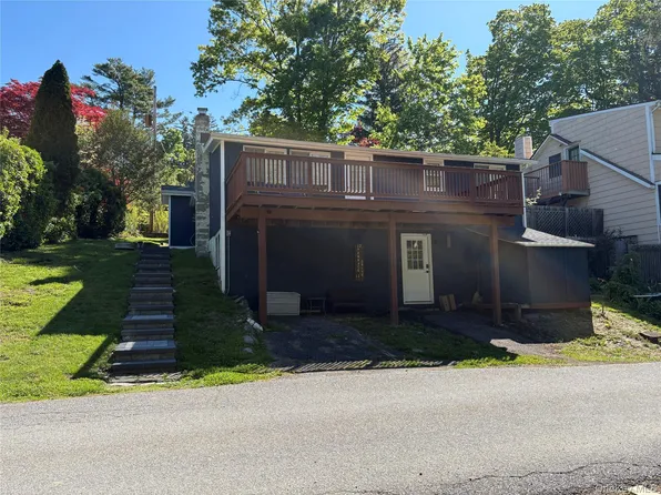 12 Terrace Dr, Brewster, NY 10509