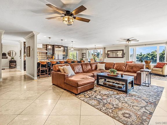 4th image of 4472 La Canada Rd