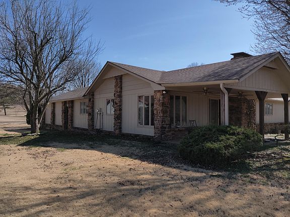 4th image of 13497 Saint Andrews Dr