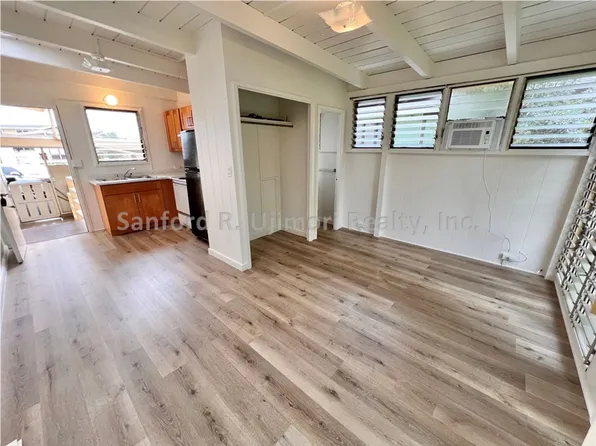 94-225 Pupukui St, Waipahu, HI 96797