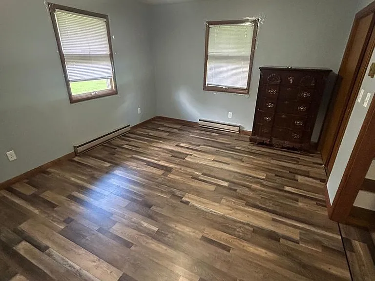 31453 Burt Ct — Photo 3