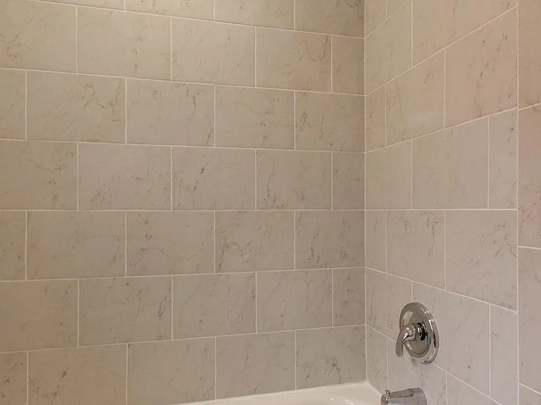 2207 Catharine St #2 — Photo 15
