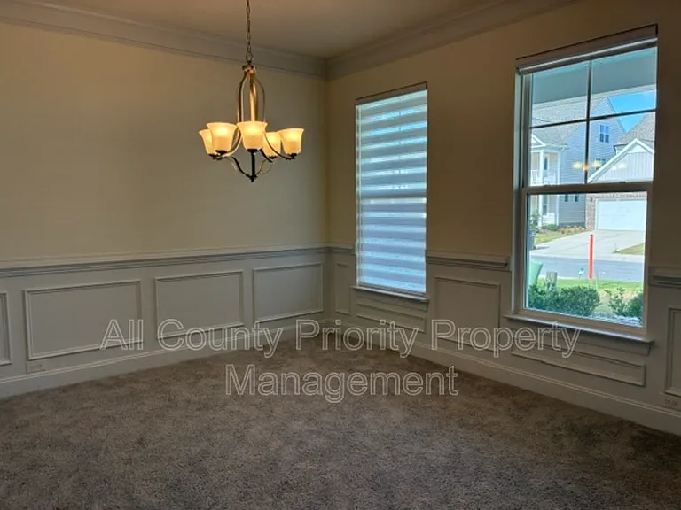 243 Ford Meadows Dr — Photo 6