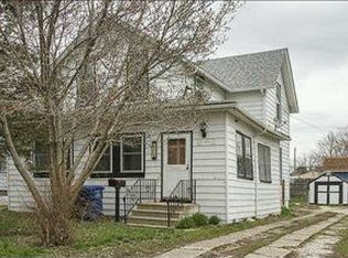1713 Searle St, Des Moines, IA 50317
