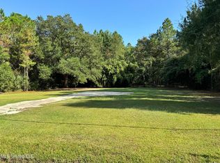 420 Livingston Dr, Pass Christian, MS 39571