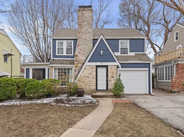 19 W 70th Ter, Kansas City, MO 64113