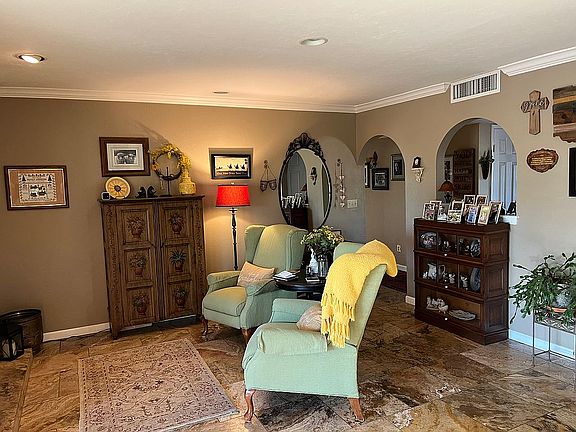 5th image of 5945 N Calle Tiburon