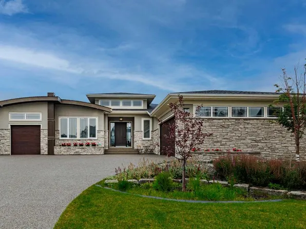 29 SE Sweet Water Pl, Heritage Pointe, AB T1L 4K6