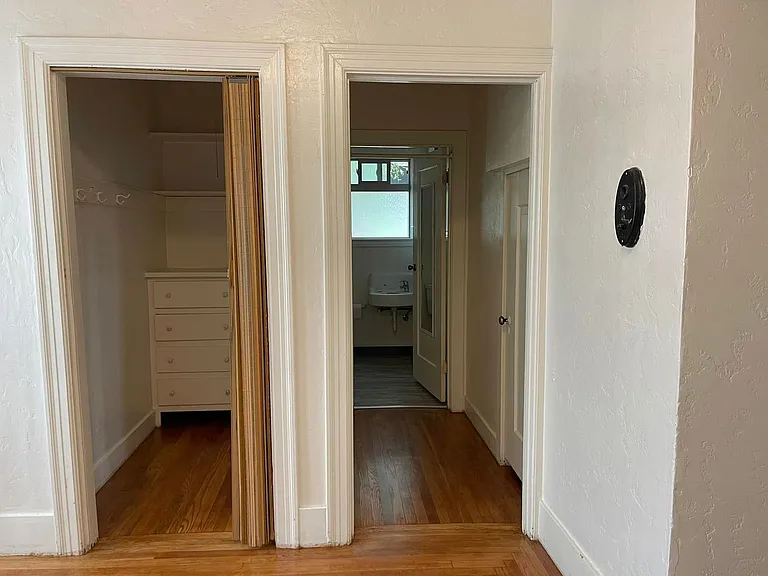 2411 Durant Ave — Photo 6