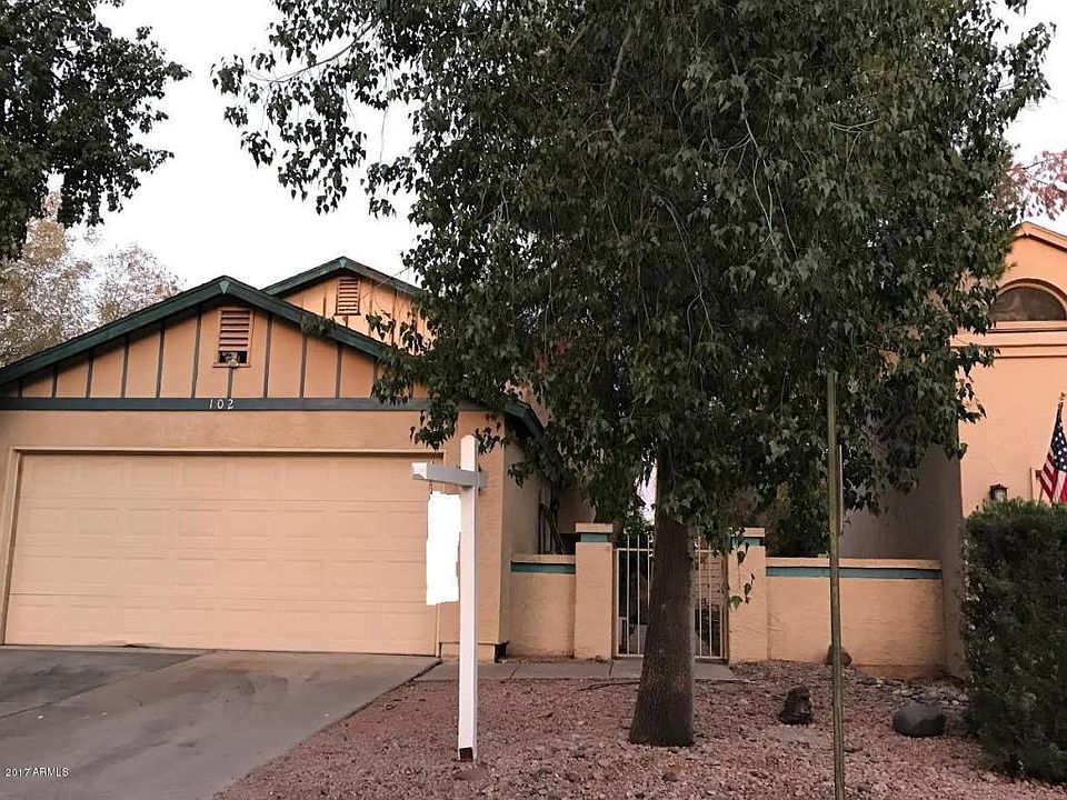 2nd image of 921 S Val Vista Dr Unit 102