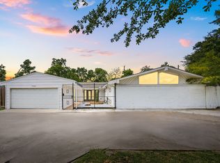 7606 Richmond Ave, Houston, TX 77063