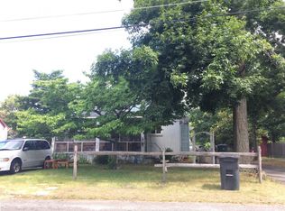 310 W Laurel St, Vineland, NJ 08360