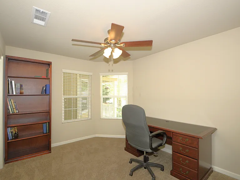 6601 E Saginaw Way — Photo 13