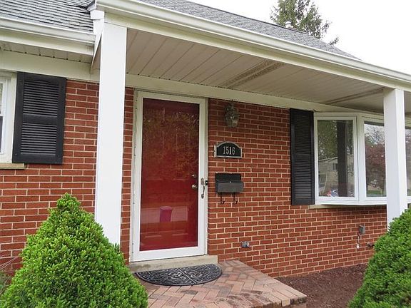 3rd image of 1516 Kuehnle Ave