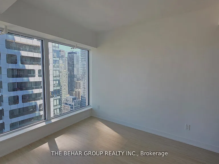 8 Wellesley St W #3803 — Photo 6
