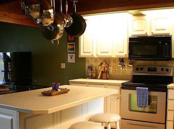 4th image of 436 Droz Dr