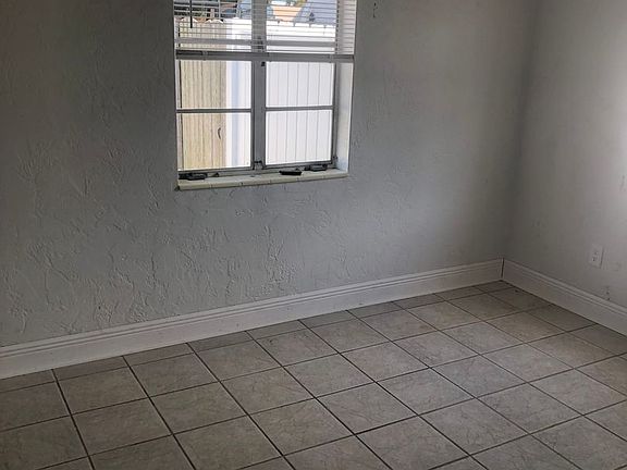 3rd image of 4310 26th Ave N