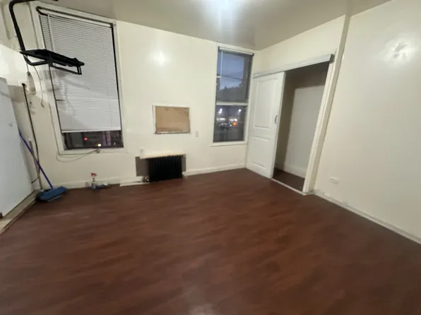 316 Mc Guiness Boulevard image 1 of 7