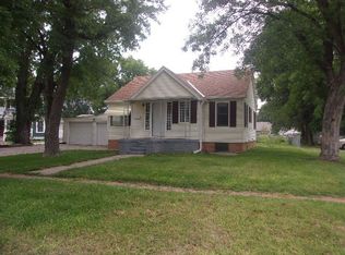 1816 W 3rd St, Hastings, NE 68901