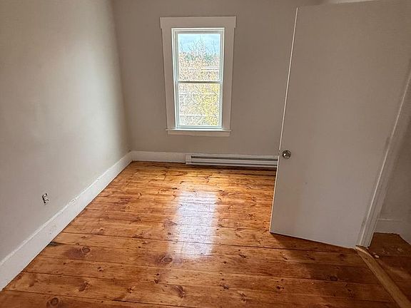 5th image of 65 Charlton St #3