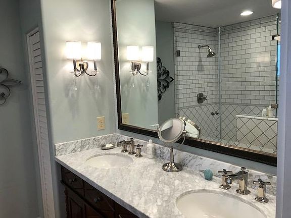 Master Bath Sinks