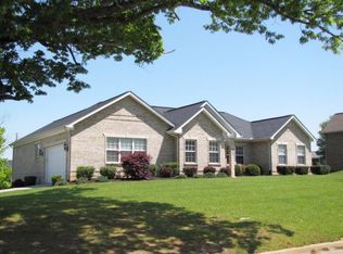 345 Lake Forest Dr, Somerset, KY 42503