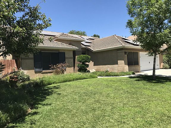3rd image of 772 Brentwood Dr