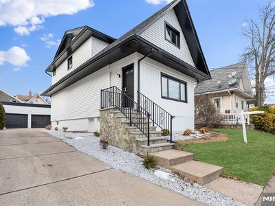 290 Queen Anne Rd, Teaneck, NJ, 07666