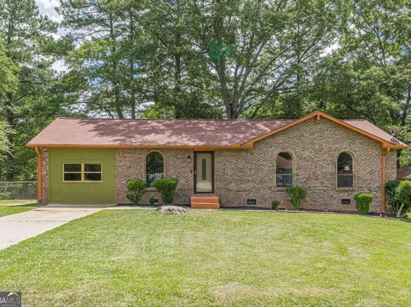 7692 Hawthorne Dr, Jonesboro, GA 30236